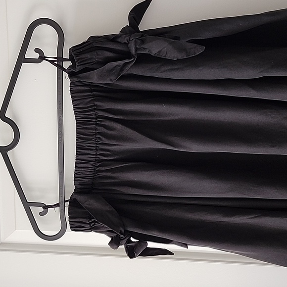 ZARA Basic-Lyocel- Little Black Dress Off The Shoulder - Picture 4 of 9